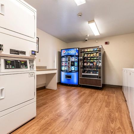 Hometowne Studios By Red Roof Fresno - West Bagian luar foto