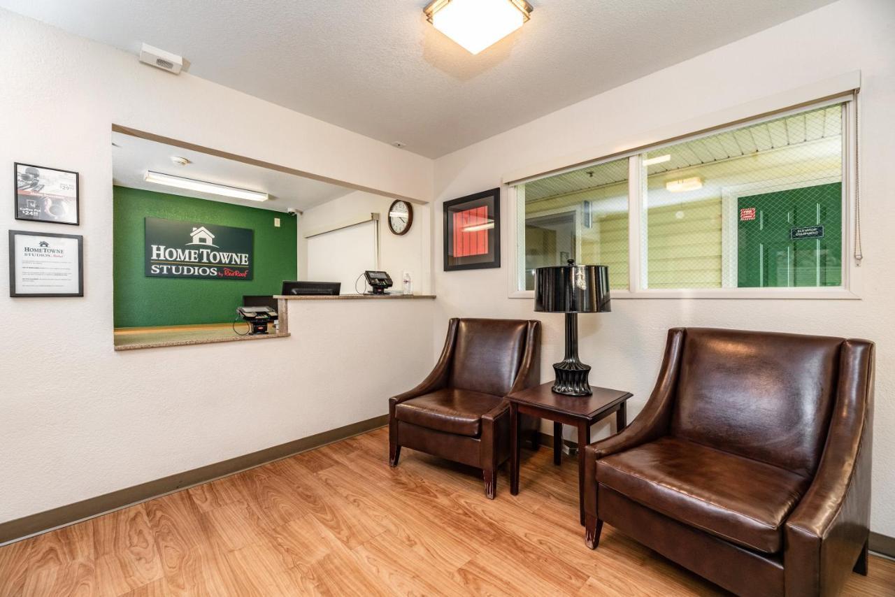 Hometowne Studios By Red Roof Fresno - West Bagian luar foto